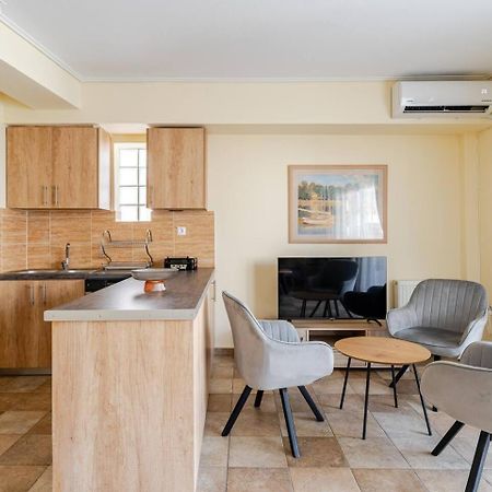 Lux & Style 75Sqm With Private Parking In Athens Apartment Bagian luar foto