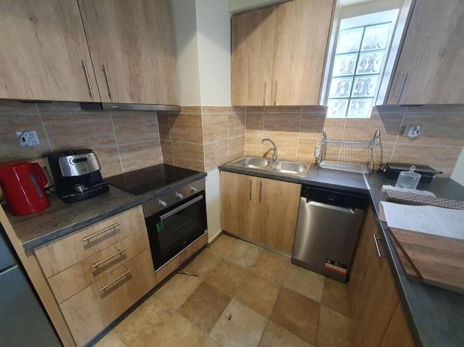 Lux & Style 75Sqm With Private Parking In Athens Apartment Bagian luar foto