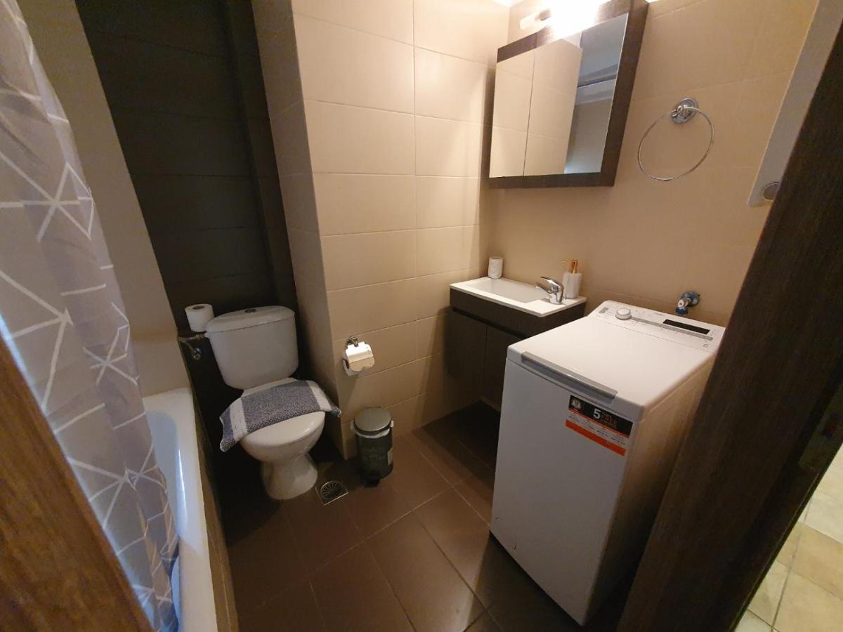 Lux & Style 75Sqm With Private Parking In Athens Apartment Bagian luar foto