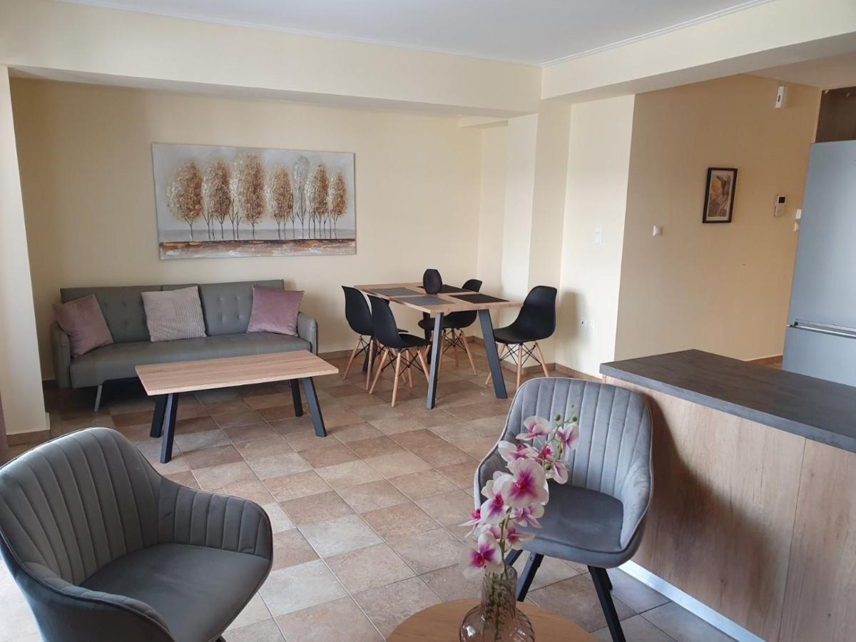 Lux & Style 75Sqm With Private Parking In Athens Apartment Bagian luar foto