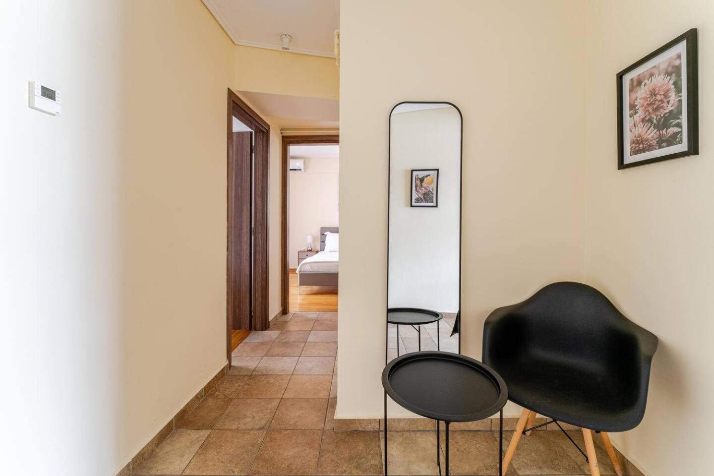 Lux & Style 75Sqm With Private Parking In Athens Apartment Bagian luar foto