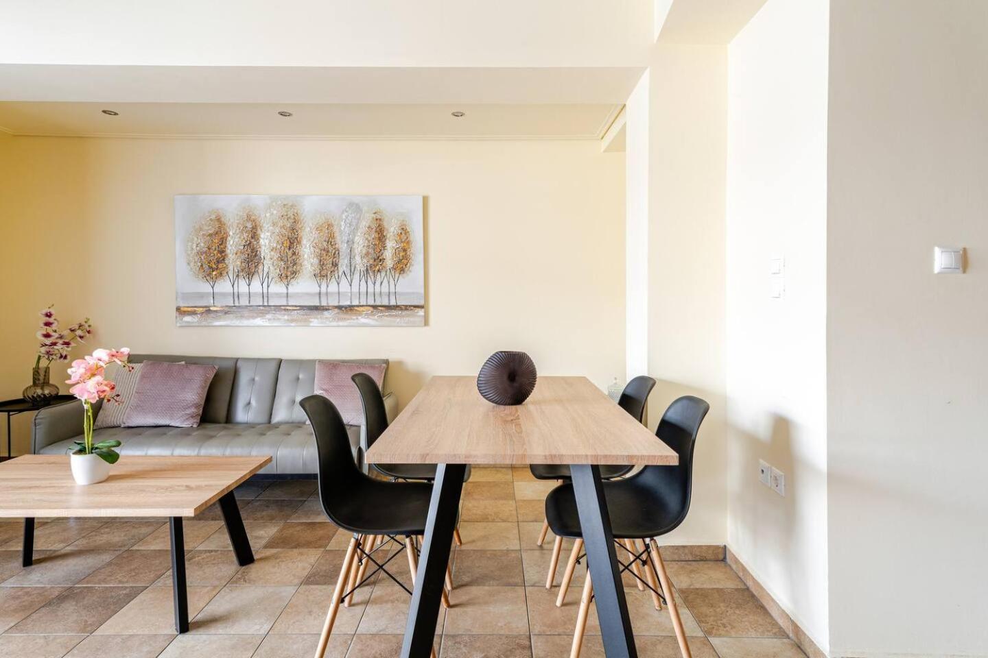 Lux & Style 75Sqm With Private Parking In Athens Apartment Bagian luar foto