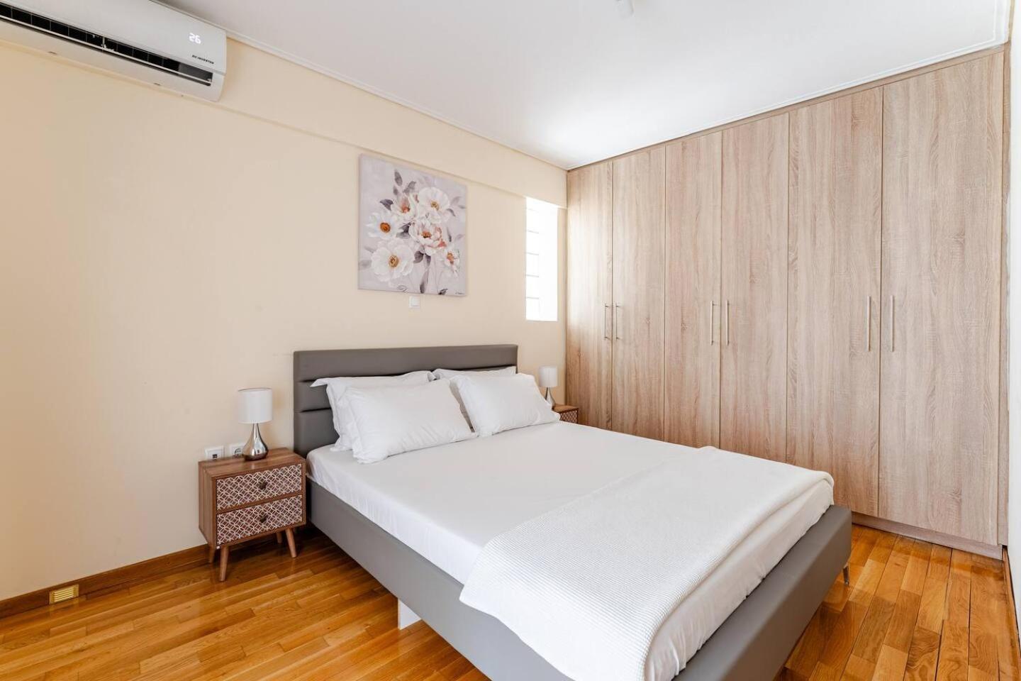 Lux & Style 75Sqm With Private Parking In Athens Apartment Bagian luar foto